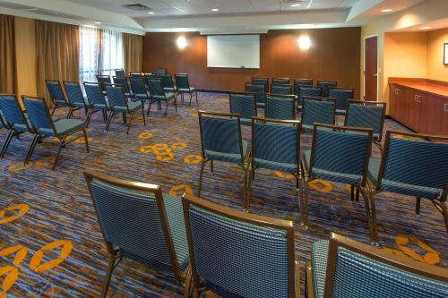 Courtyard by Marriott Albany - image 10
