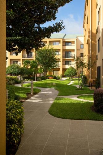 Courtyard Orlando International Drive/Convention Center - image 10