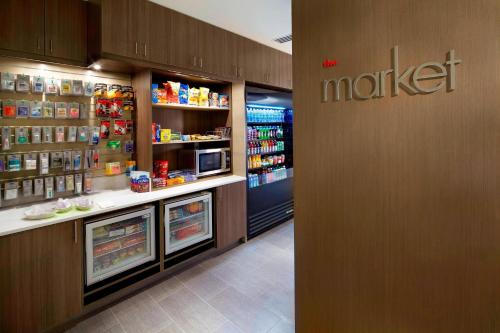 Courtyard by Marriott Orlando South/Grande Lakes Area - image 36