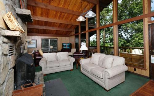 Three Pines 2139 in Gatlinburg, USA