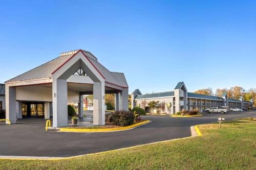 . Super 8 by Wyndham Garysburg/Roanoke Rapids