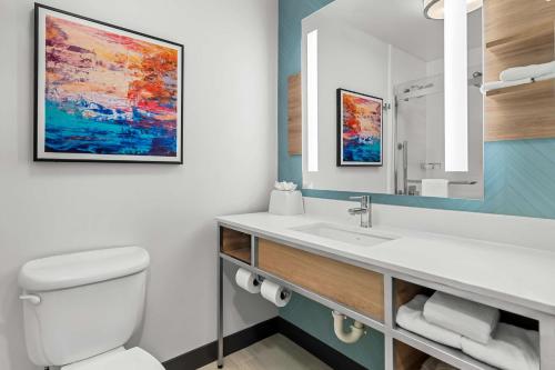 Hilton Garden Inn Cartersville - image 10