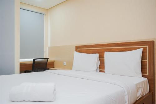 Nice and Fancy Studio Apartment at B Residence By Travelio