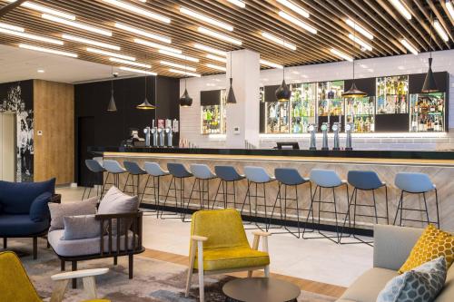 Courtyard By Marriott Edinburgh West - main image