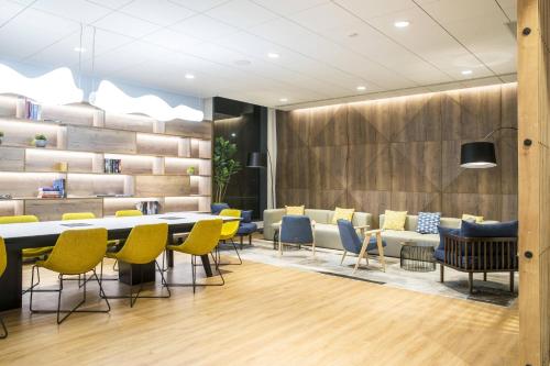 Courtyard by Marriott Edinburgh West Courtyard by Marriott Edinburgh West