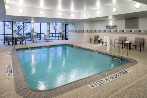 Courtyard by Marriott West Orange - image 11