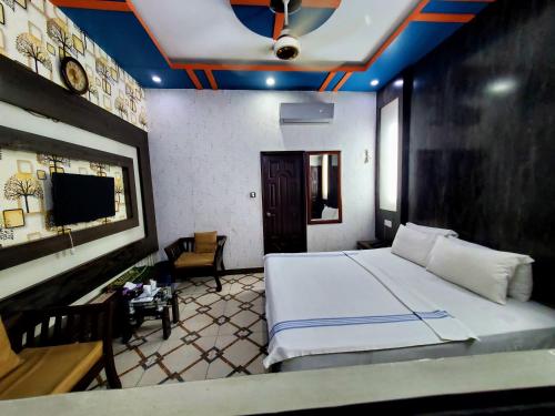 Karachi Guest House - image 6