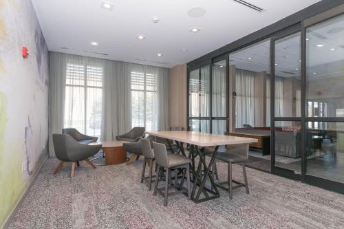 Courtyard by Marriott West Springfield - image 6