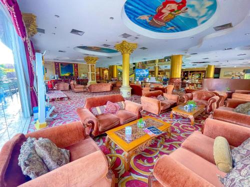 Pub/salon, Pacific Palace Hotel in Batam