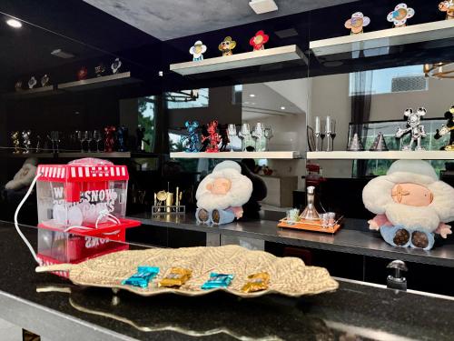 # Marbella Lane - Enchanted Garden & Pool Hideaway