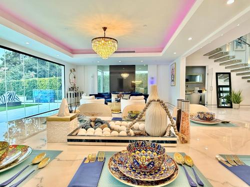 # Marbella Lane - Enchanted Garden & Pool Hideaway