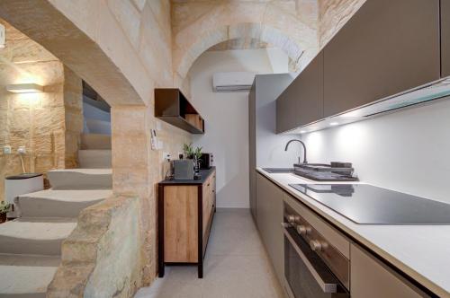 Beautiful, designer 2BR home in heart of Valletta by 360 Estates, La Valeta (foto 6)