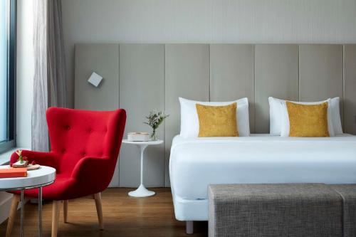 room detail thumbnail 0