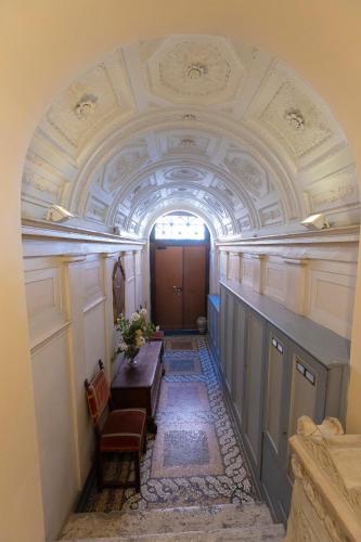 Barberini Apt close to Fontana di Trevi, Řím (fotografie 2)
