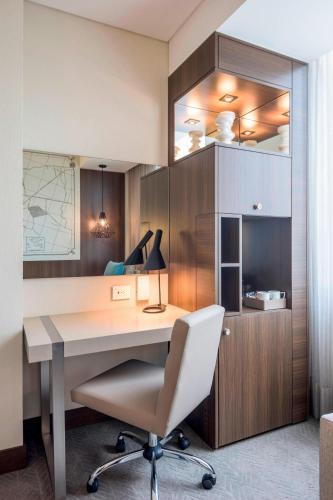 627299583 Courtyard by Marriott Bogota Airport