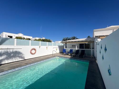 Casa Swn-y-Mor, two bedroom apartment with private pool 2