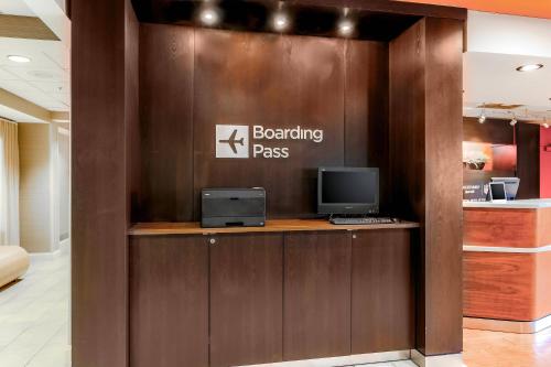 設施, Courtyard by Marriott Monroe Airport in 門羅