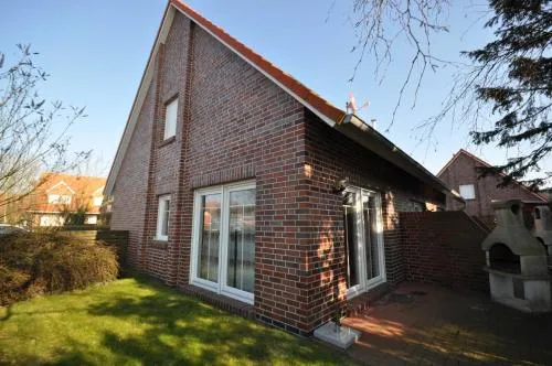 Nr 81 - Ferienhaus Deichstraße Nähe Yachthafen in Carolinensiel, Deutschland