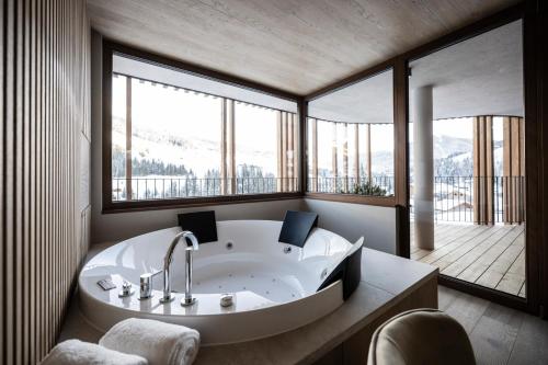 Hotel Badia Hill 4