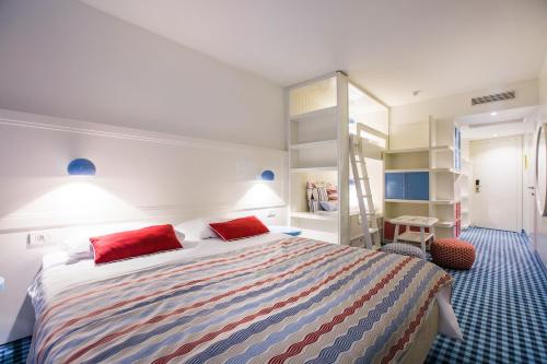 Amadria Park Andrija Stop at Hotel Amadria Park Andrija to discover the wonders of Sibenik. The property has everything you need for a comfortable stay. 24-hour front desk, babysitting, family room, car hire, restaurant a