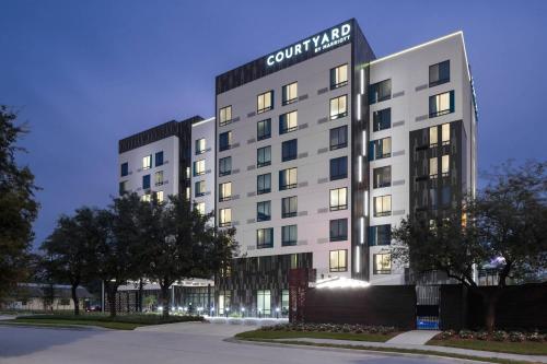 A szálláshely kívülről, Courtyard by Marriott Houston Heights/I-10 near Glenwood Cemetery