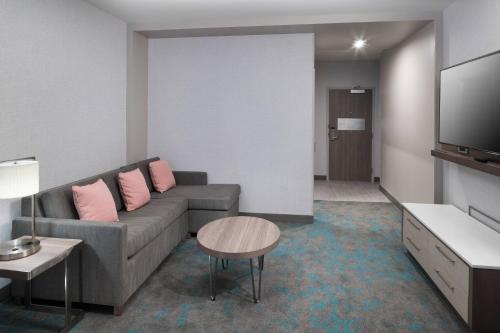 Courtyard by Marriott Houston Heights/I-10 - main image