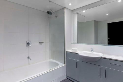 Adina Apartment Hotel Perth Room Type - Studio Room