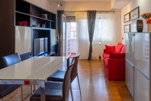 Comfortable, wide and cozy apartment, Rom