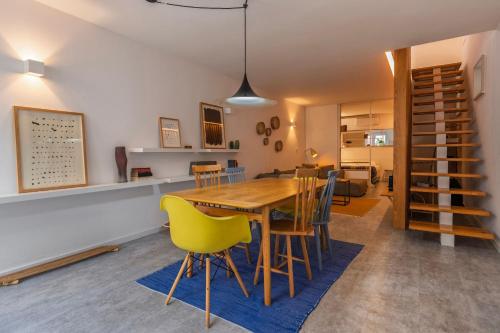 Modern & Hidden Apartment by LovelyStay, Лиссабон (фото 4)