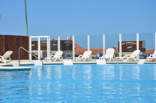 Hotel Reviens - image 5