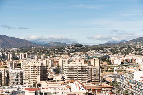 Malagasuite Skyline Fuengirola Apartaments - image 3