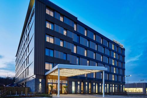 Courtyard by Marriott Oxford South - image 10