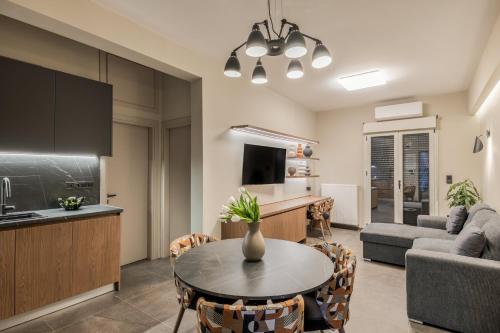 Alfalfa Pagrati - Stylish Apartment near Caravel & Center, Athens (photo 9)