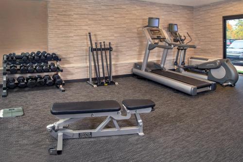 Courtyard by Marriott Dulles Airport Herndon/Reston - image 13