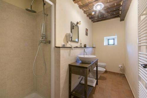 Fürdőszoba, Casa Storica a Pennabilli in Valmarecchia in Pennabilli