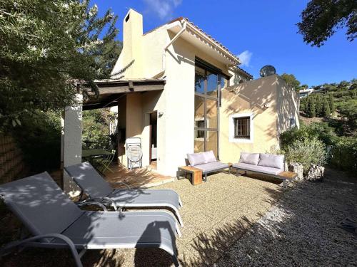 La Courtade, Maison pour 7 personnes dans domaine privé avec piscine à La Londe-Les-Maures - Location, gîte - La Londe-les-Maures