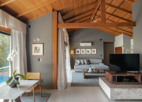 Village Bungalow image 3