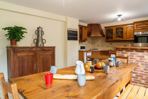 Gîte du régourdel avec spa (Gite du regourdel avec spa) in Chirac