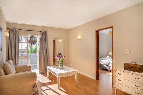 Canaan Boutique Casa do Monte by Get Your Stay Canaan Boutique Casa do Monte by Get Your Stay