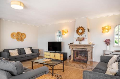 Canaan Boutique Casa do Monte by Get Your Stay Canaan Boutique Casa do Monte by Get Your Stay