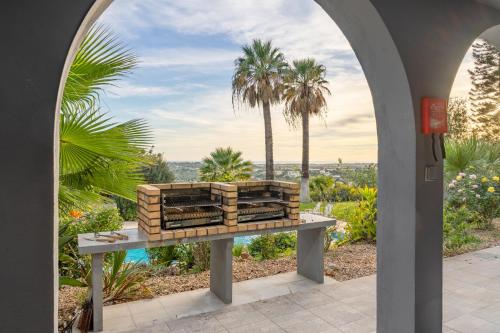 Canaan Boutique Casa do Monte by Get Your Stay Canaan Boutique Casa do Monte by Get Your Stay