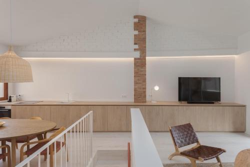 Létesítmények, Majordoms Estada Historica in Banyoles