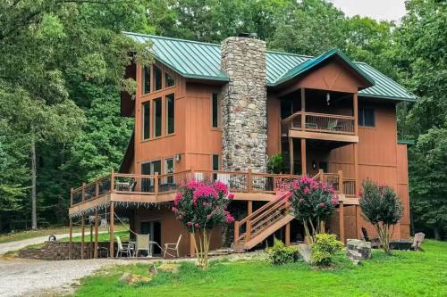 The Lodge at Lockett Creek Farm in Hot Springs Village, USA