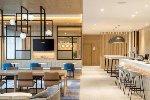 Courtyard by Marriott Inverness Airport - image 12