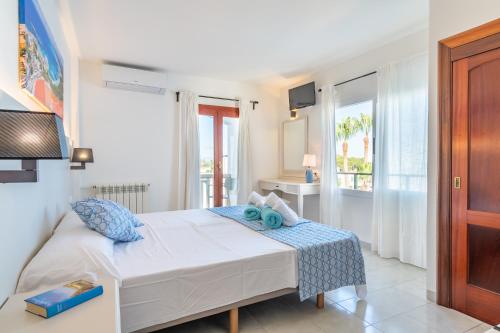 Hotel Martorell - image 11