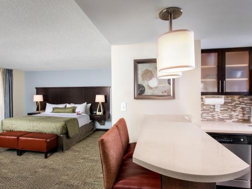 Staybridge Suites Atlanta - Midtown, an IHG Hotel