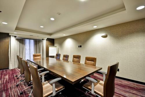 Courtyard by Marriott Jacksonville Airport Northeast - 회의실/연회장