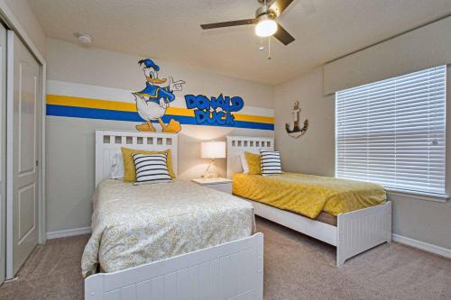 8 Bedroom Home at Windsor Westside with Top Amenities - image 2