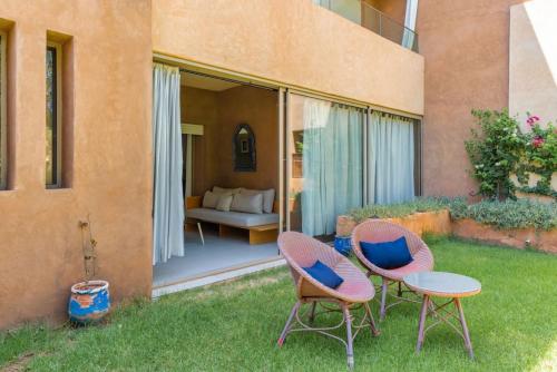 Apart Confort Rez-de-Jardin Piscine Wi-Fi Terrasse - image 7