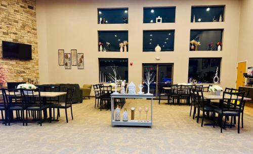 Qube Hotel - Polk City - image 10